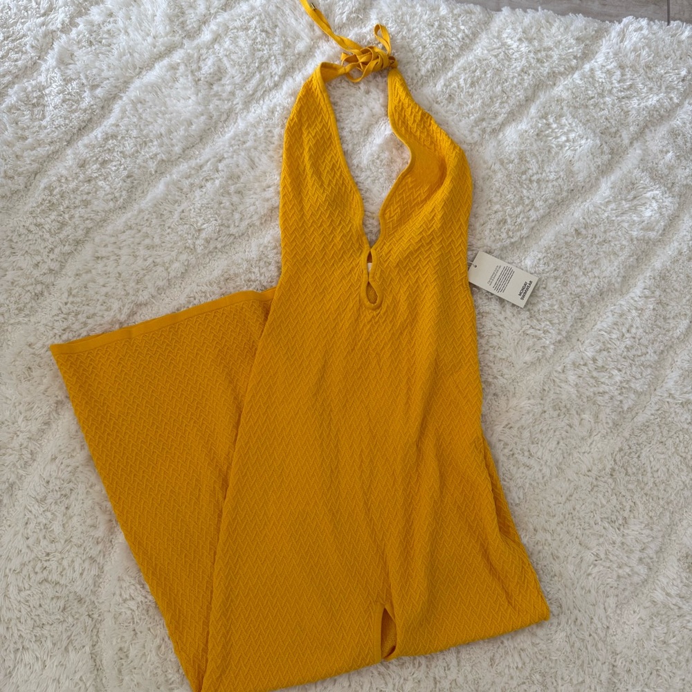 Monday Swimwear coverup